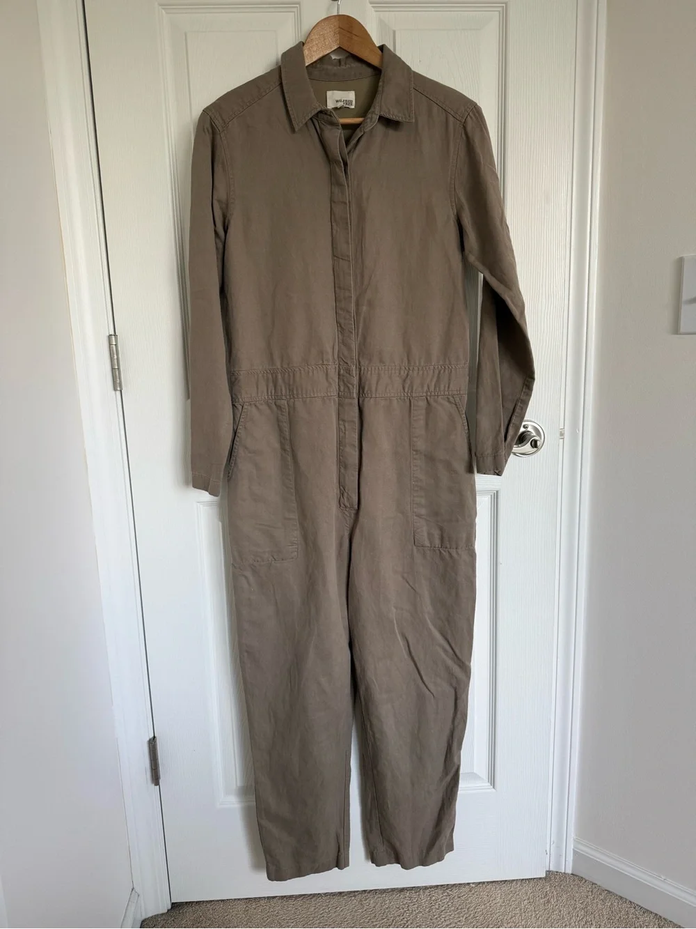 Women’s Aritzia Wilfred Free Utility Jumpsuit Grey Taupe Size 6